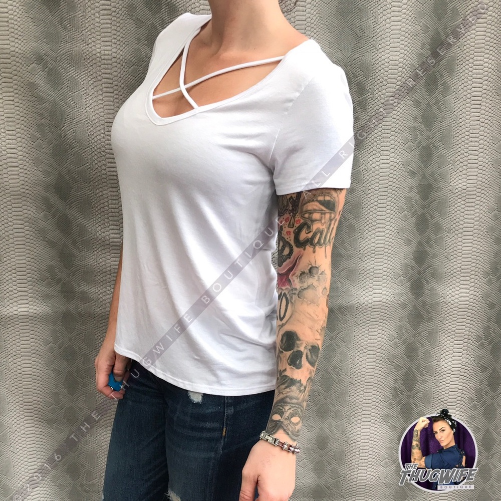 White vneck criss cross sexy tee - Picture 3 of 5