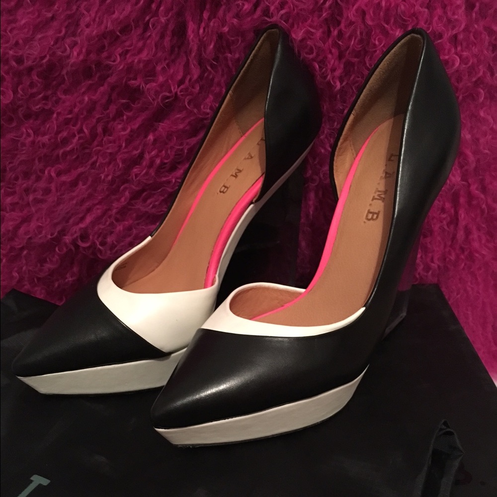 L.A.M.B. Connor Black/White Wedge Pump.
