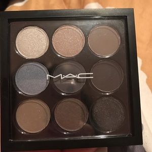 MAC "Navy Times Nine" eyeshadow palette