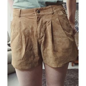 Heritage 81 High-Rise Suede Shorts