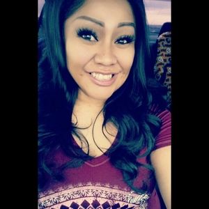 Meet your Posher, Ashley