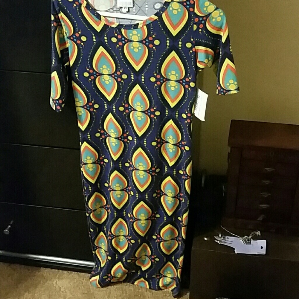 LULAROE JULIA