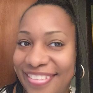 Meet your Posher, Eve