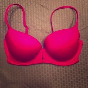 34DD Victoria's Secret Very Sexy Push-Up