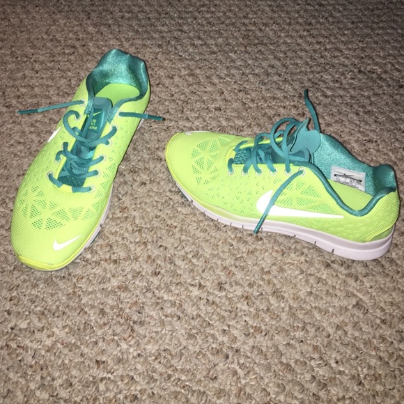 Nike Free 5.0 - Picture 2 of 3