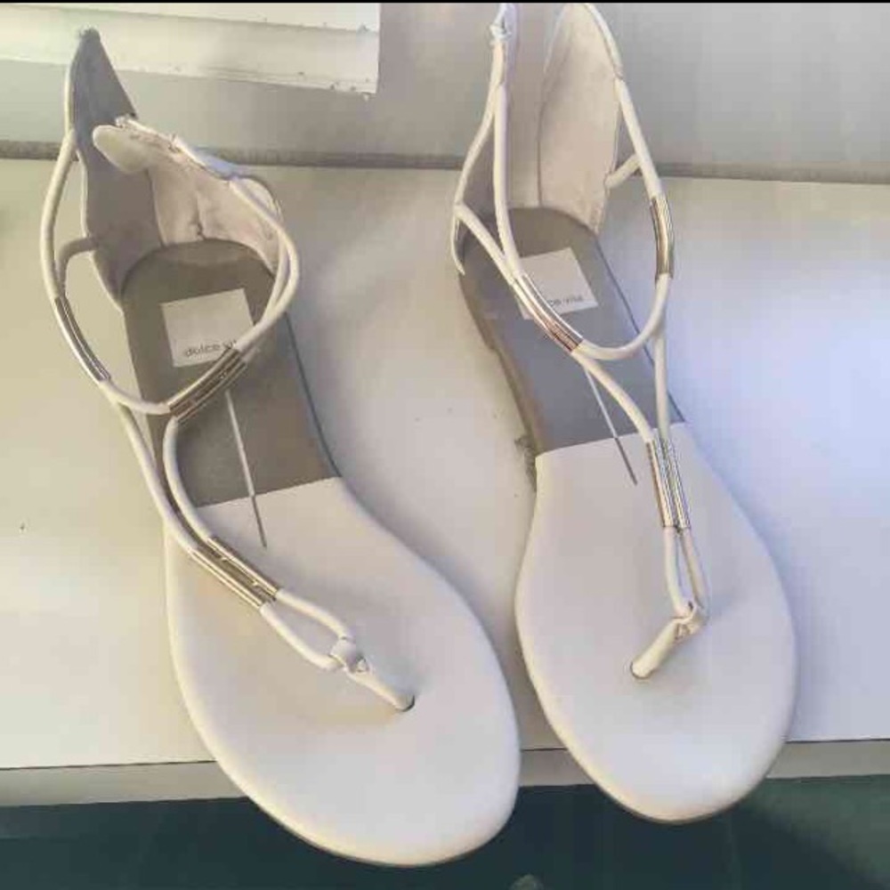 Super cute Dolce Vitas