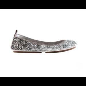 Yosi Samra Oxidized Silver Fold-up Ballet Flats