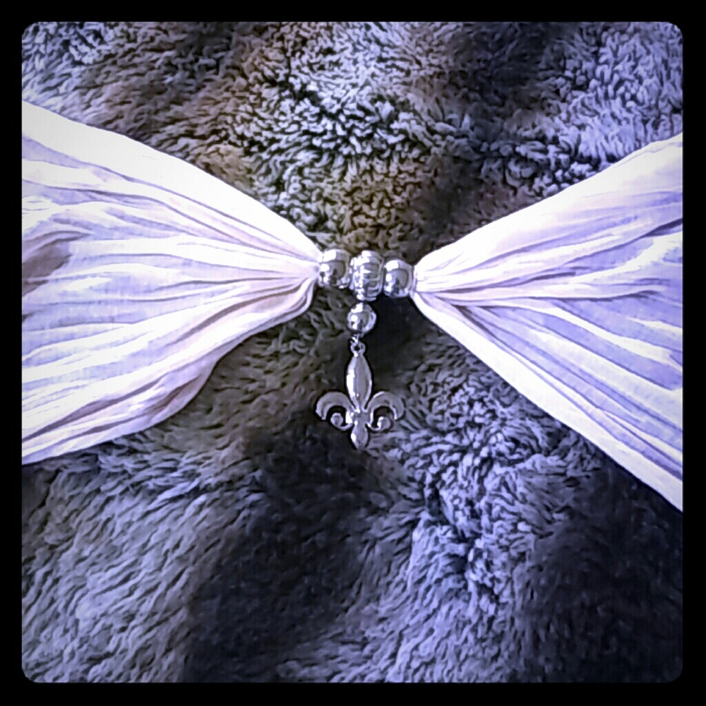 Gorgeous scarf.   Embellished fleur dis le 50% off