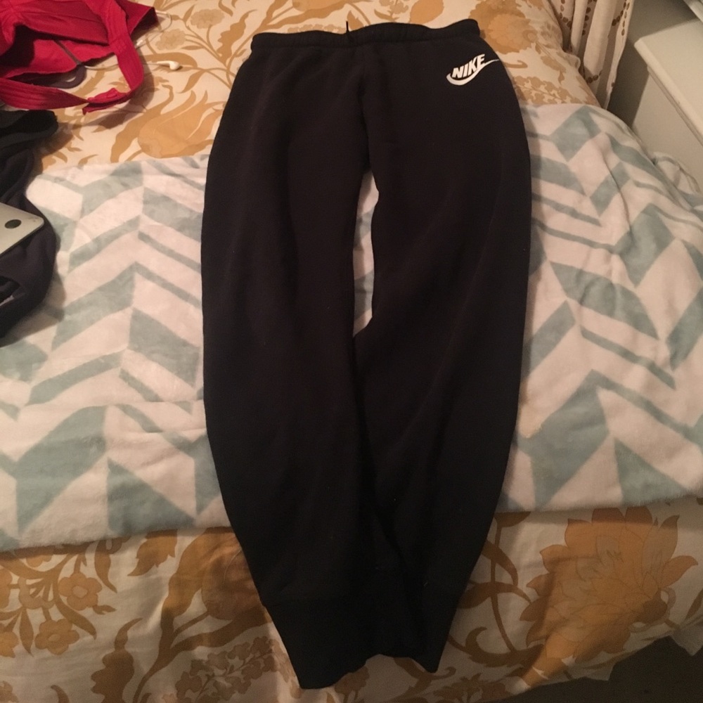 Nike jogger sweatpants