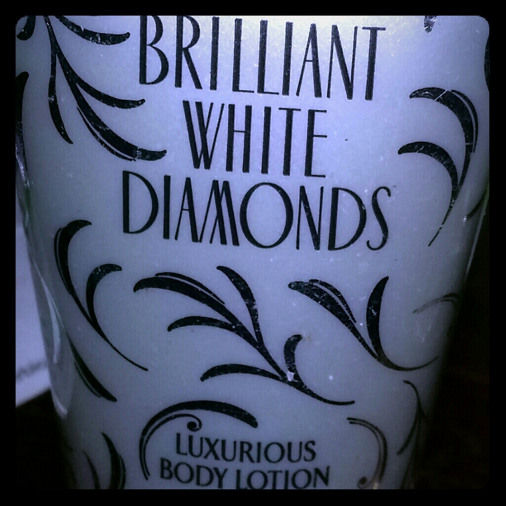 Brilliant White Diamonds Lotion