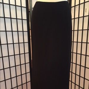 Tahari long crepe skirt