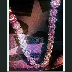 Meet your Posher, Chad