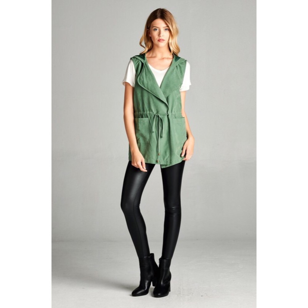 1M left! Green Hooded Vest - Picture 3 of 5