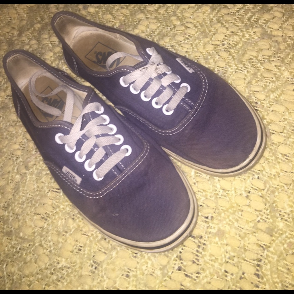 navy blue vans