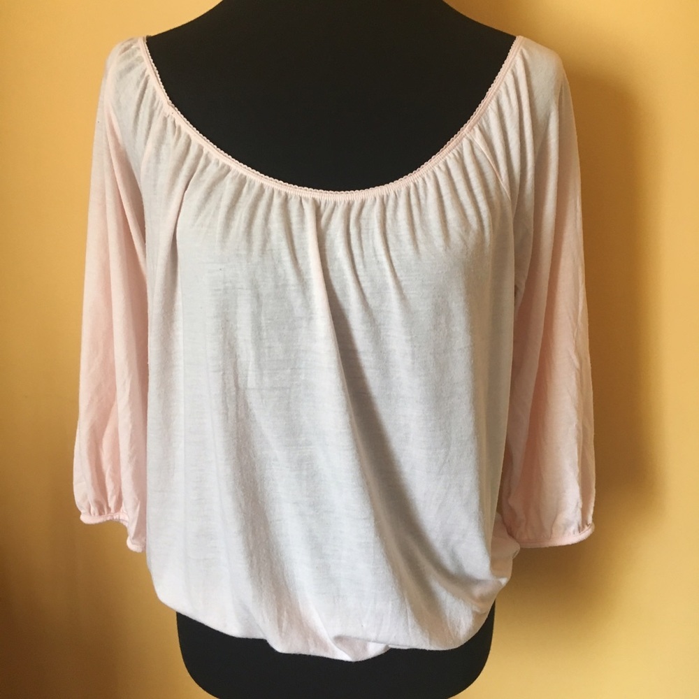 American eagle loose light pink top