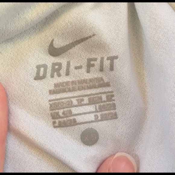 Nike running shorts - Picture 3 of 3