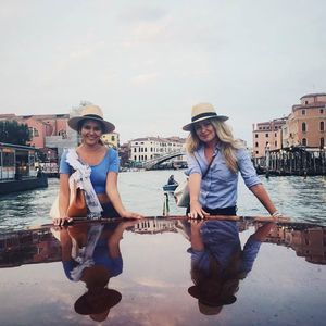 Meet your Posher, Bee