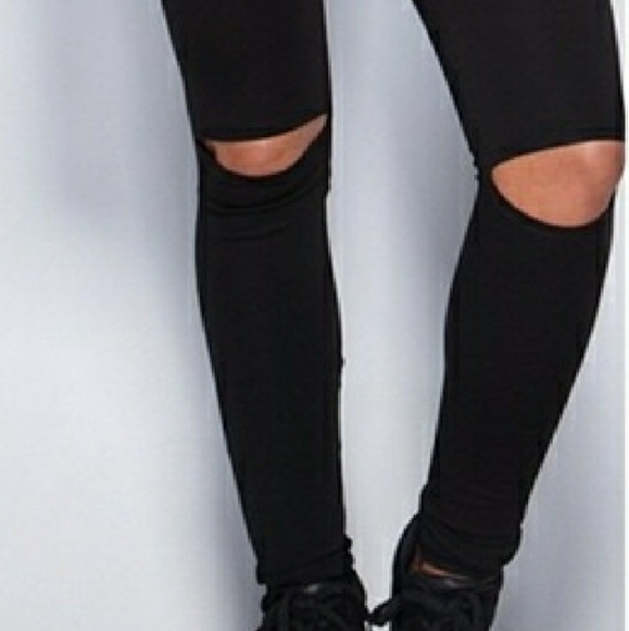 Surfs Up Leggings - Picture 2 of 4