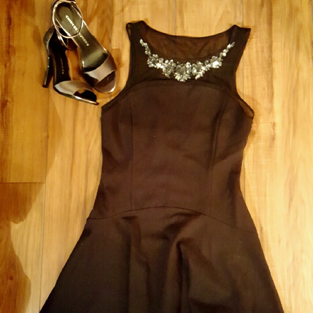 EXPRESS DRESS