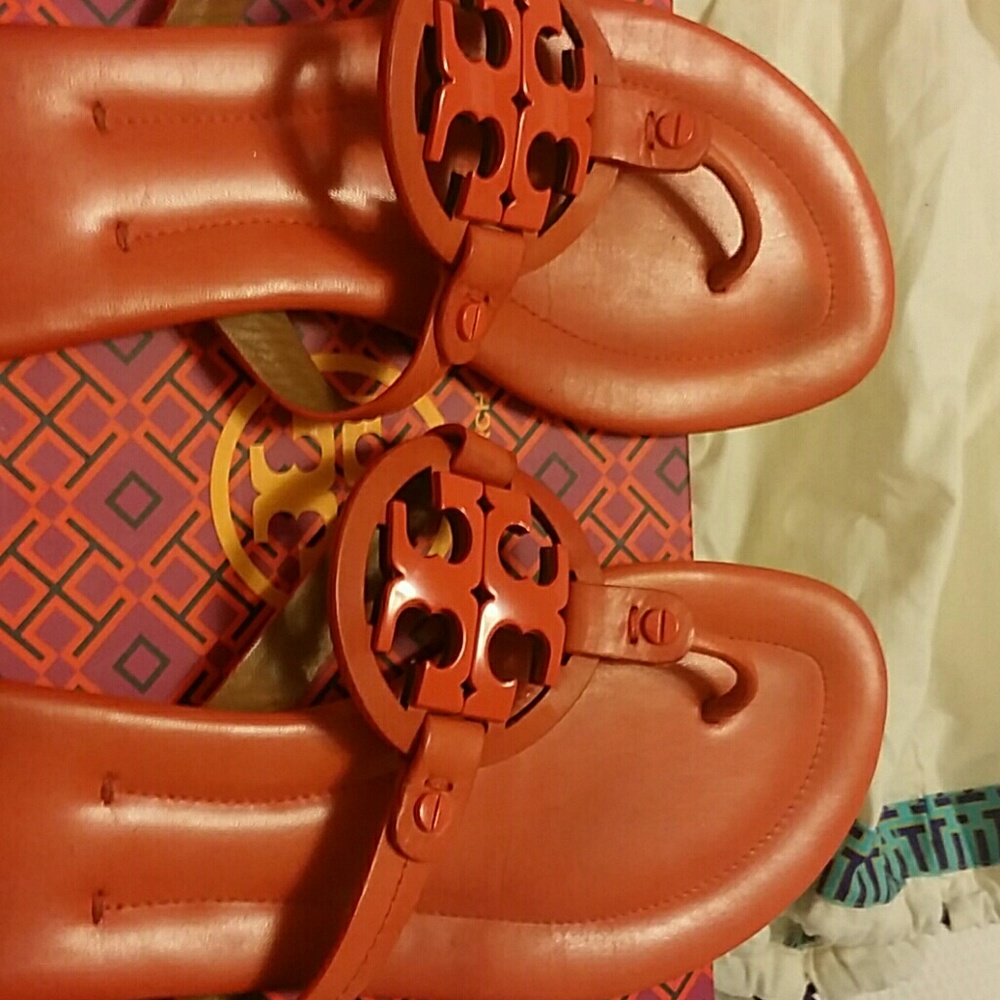 Nice tory Burch slippers use ones