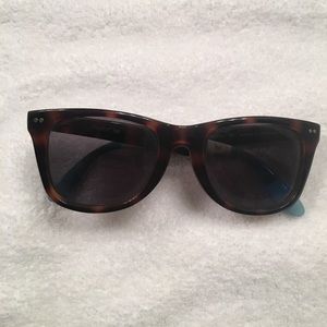 TOMS Sunglasses