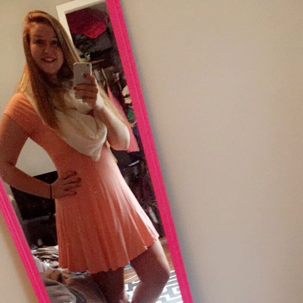 Meet your Posher, Kayla