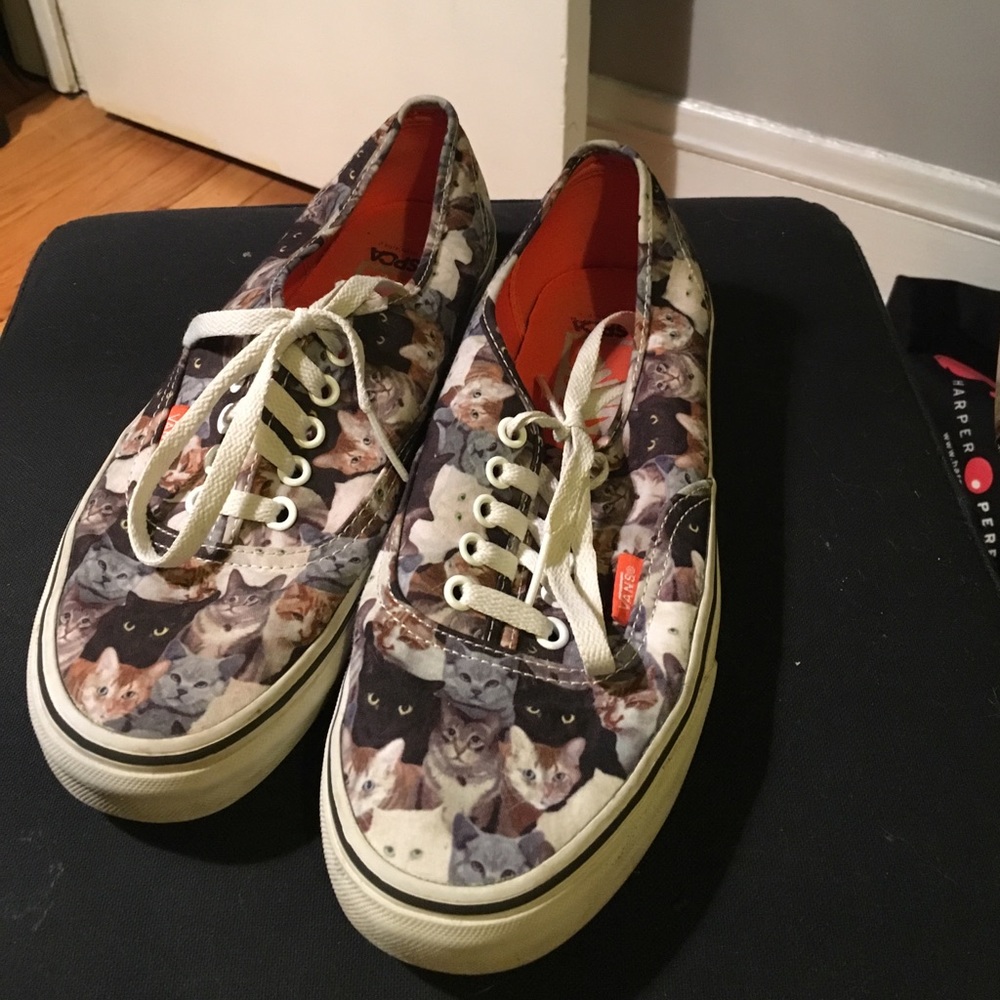 Cat print vans