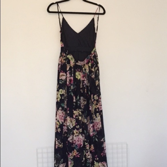 Spring maxi dress - Picture 2 of 5
