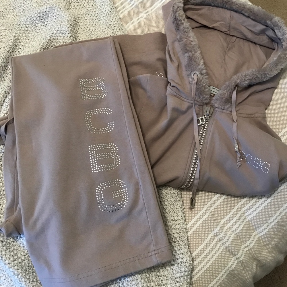 BCBG 2 PIECE TRACKSUIT OUTFIT