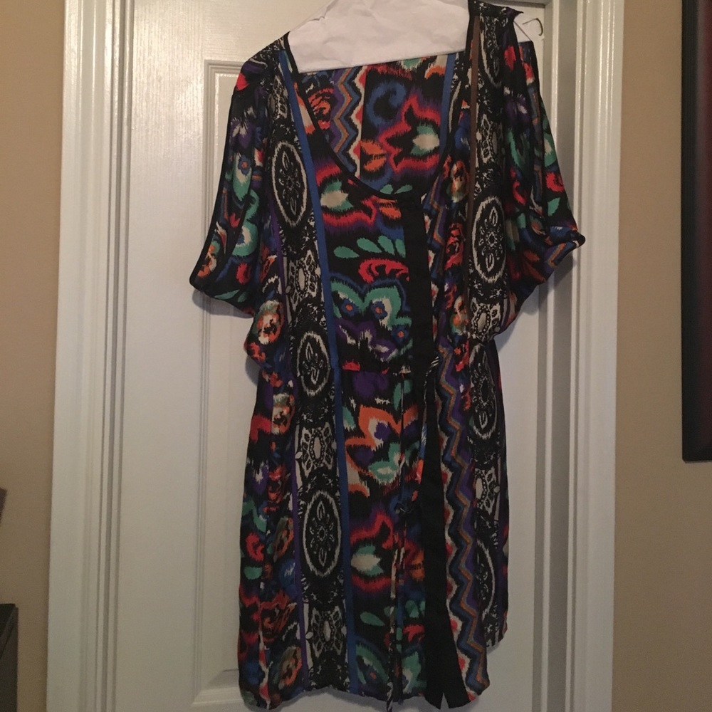 Printed button down dress with cut out sleeves