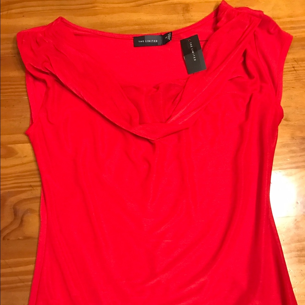 Red sleeveless shirt The Limited
