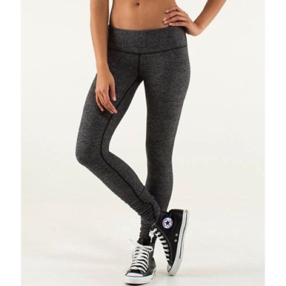 Lululemon Wunder Under Pants - Size 4