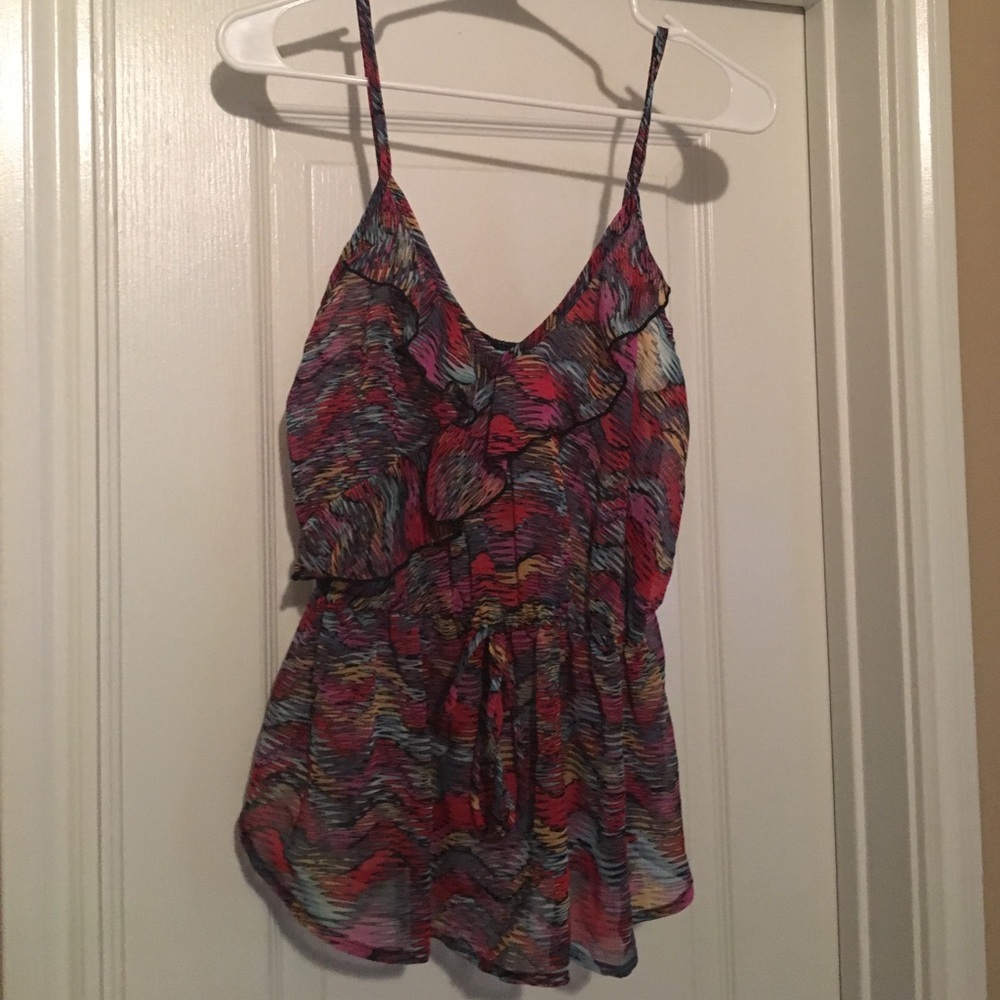 Summer tank w drawstring, perf w white jeans
