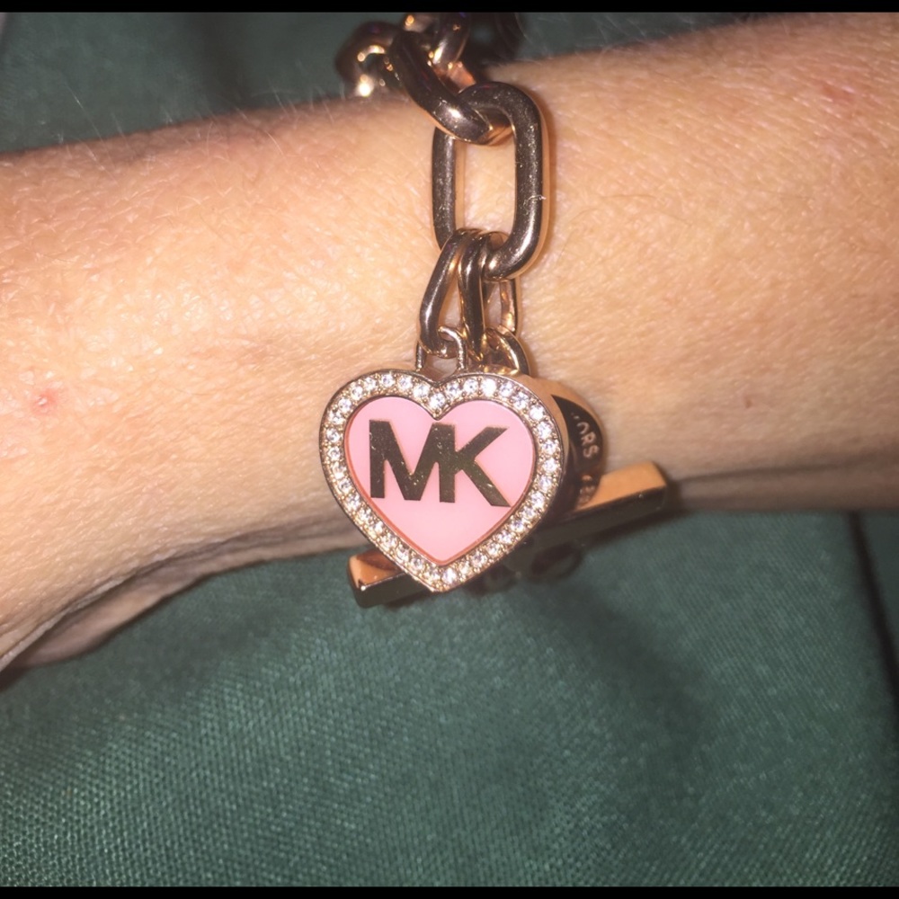 Michael kors rose gold chain link bracelet - Picture 3 of 3