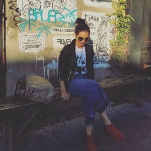 Meet your Posher, Viviana