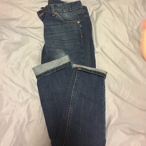 Skinny jeans size 6s
