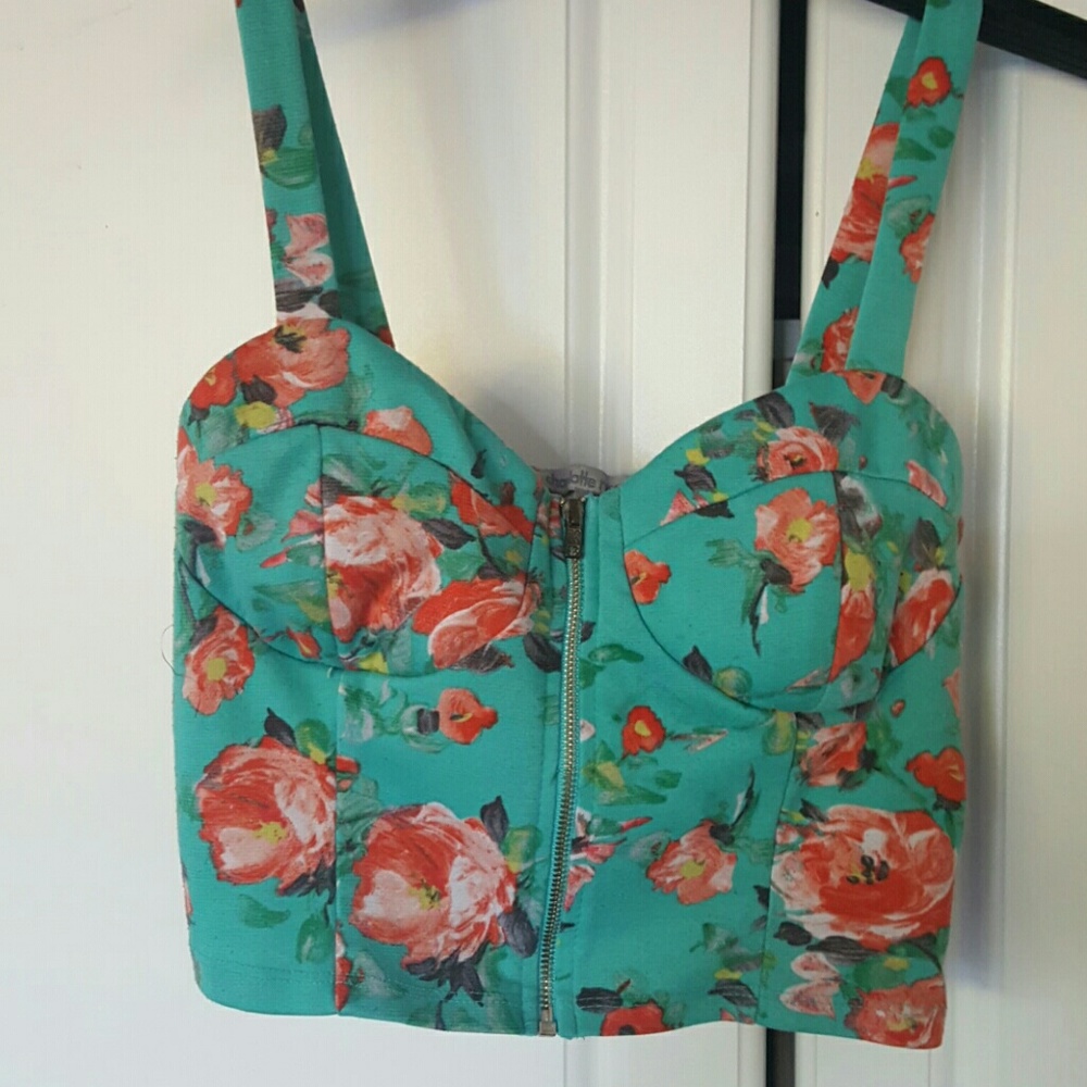 Floral print crop top