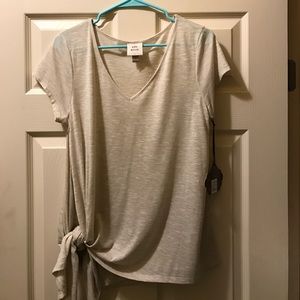 NWT Really Cute Top Large