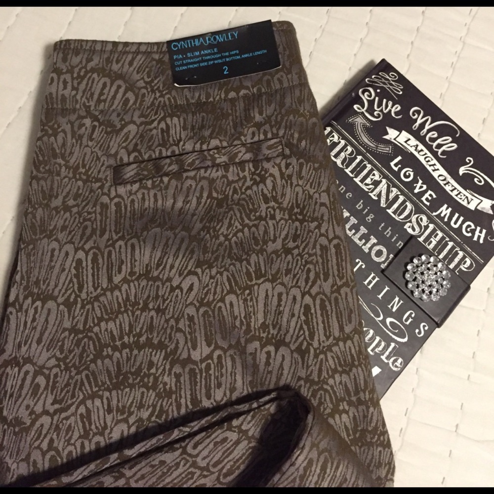 Slim Ankle Pants