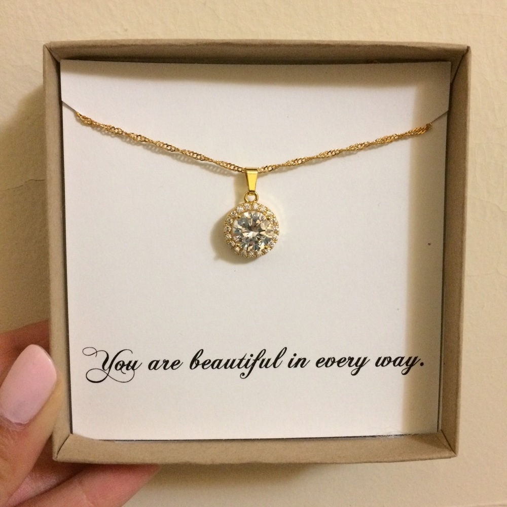 💥FREE w/ purchase - Necklace (NWT)