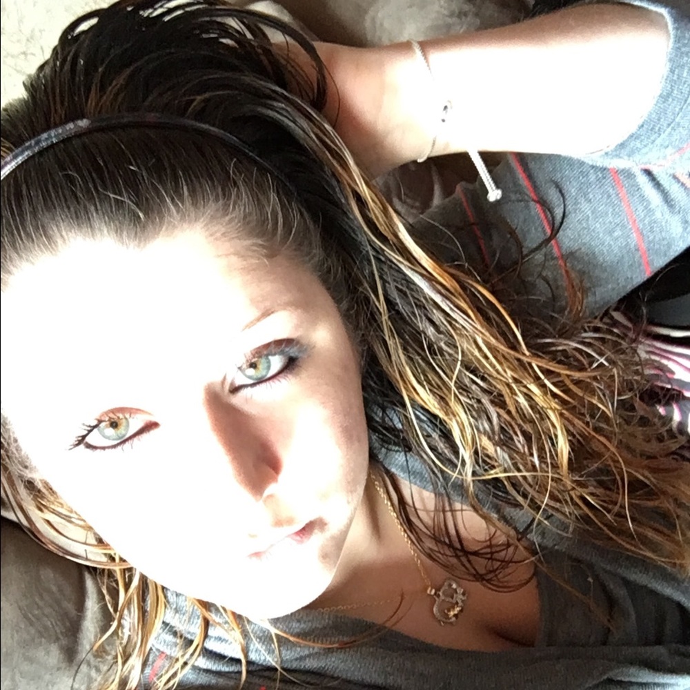 Meet your Posher, Katelyn