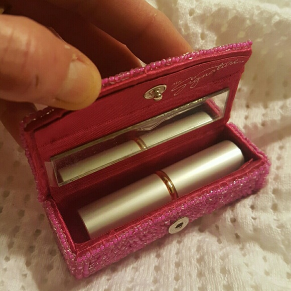 Perfect little lipstick case! - Picture 3 of 3