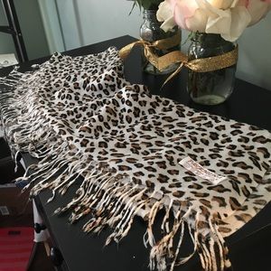Pashmina Cheetah Print