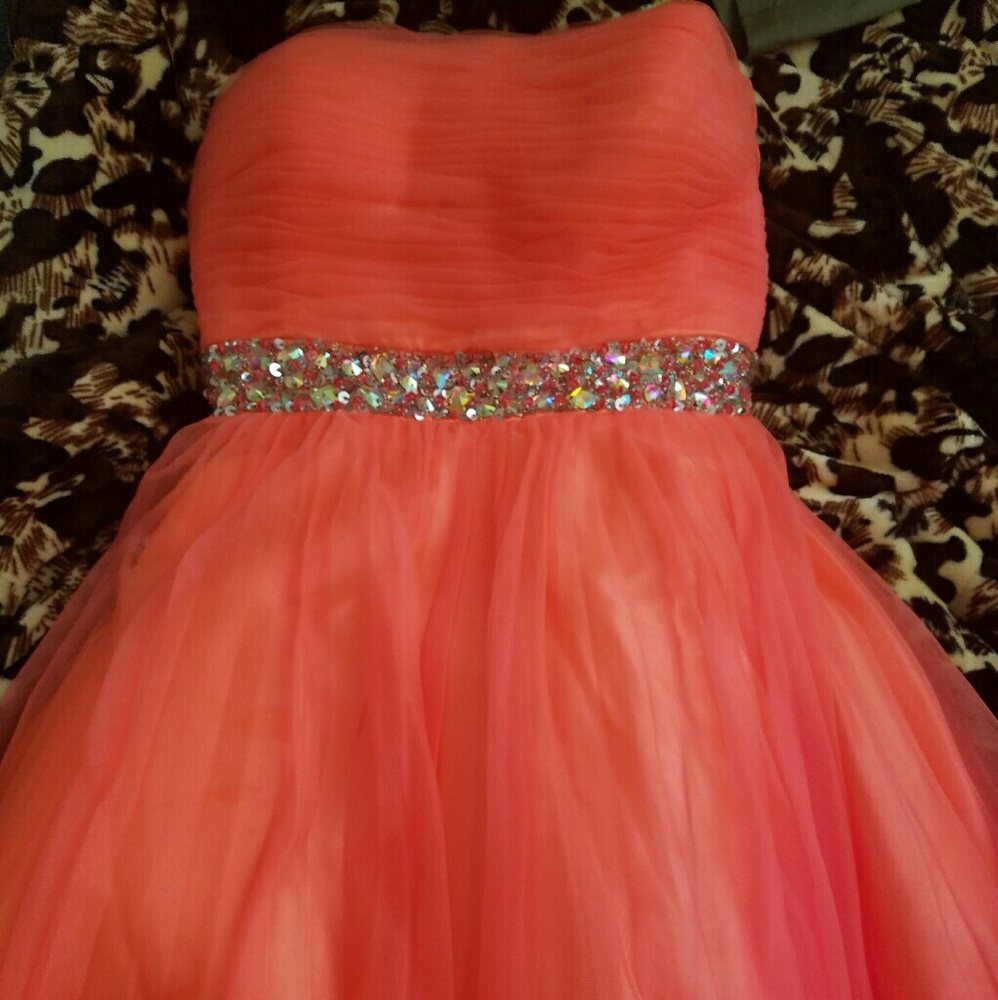 Coral short prom dress