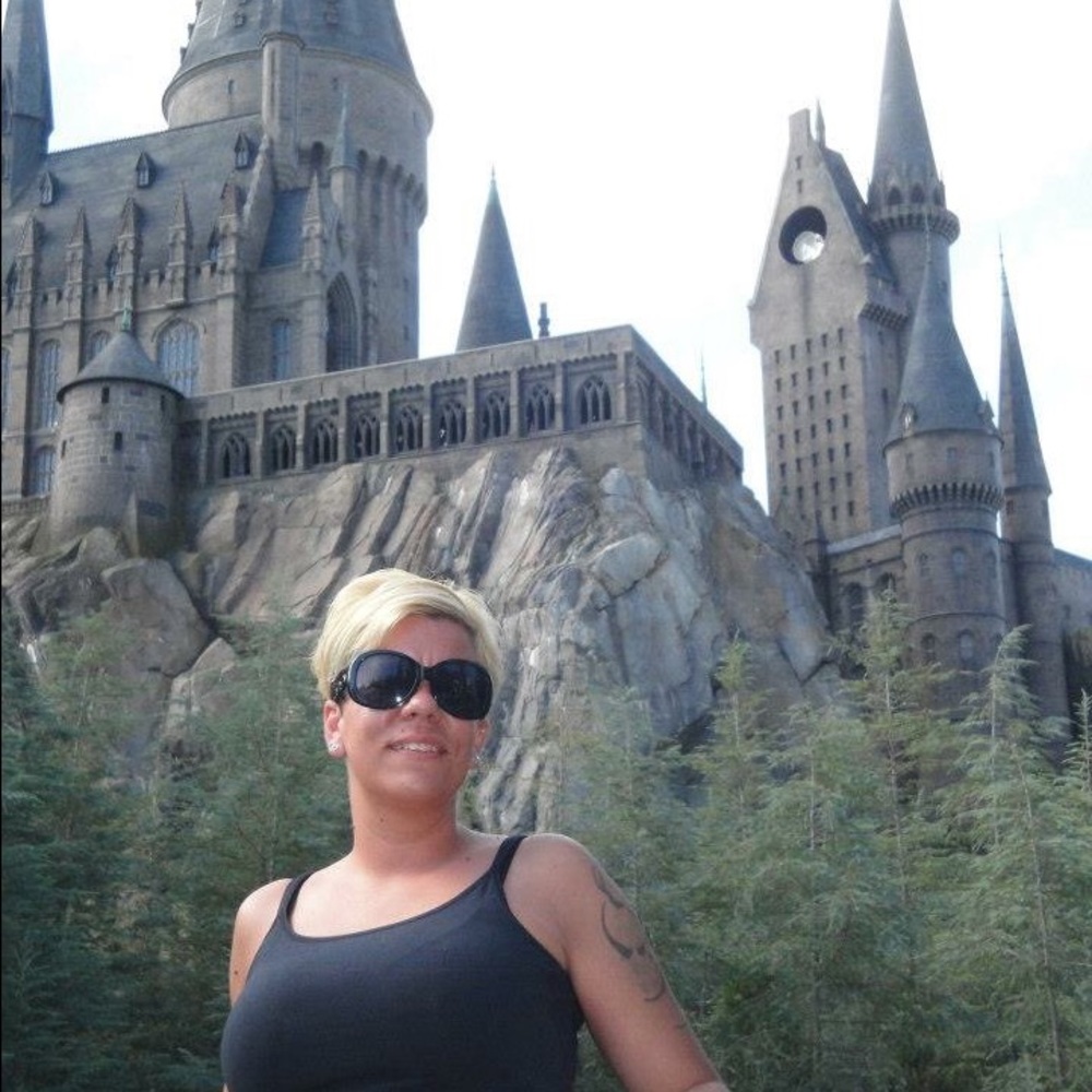 Meet your Posher, Julie