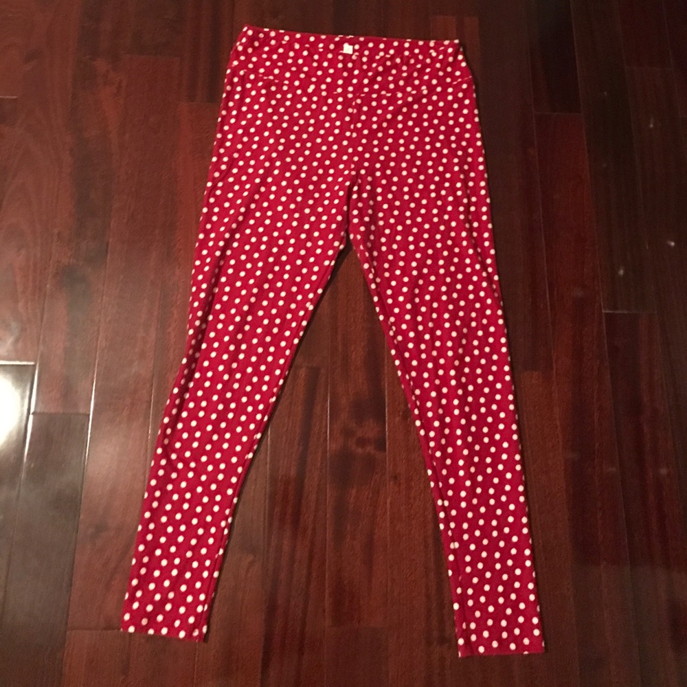 Tc red and white polka dot leggings