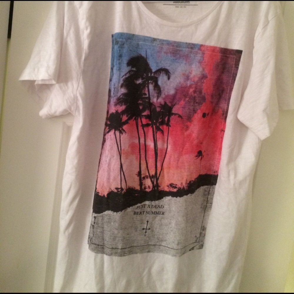 graphic t shirt