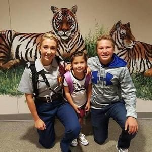 Meet your Posher, Haley