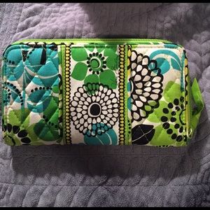 Very Bradley wallet