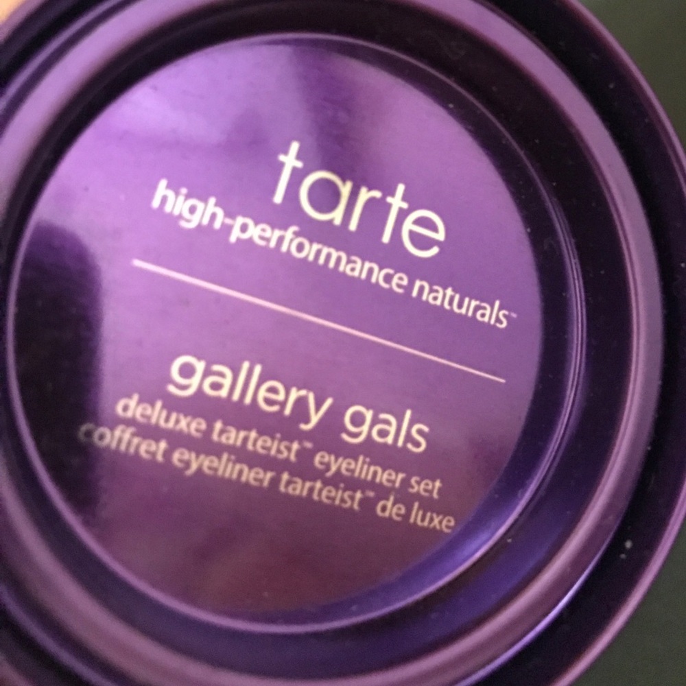 TARTE Gallery Gals Deluxe Tarteist Eyeliner Set - Picture 3 of 4